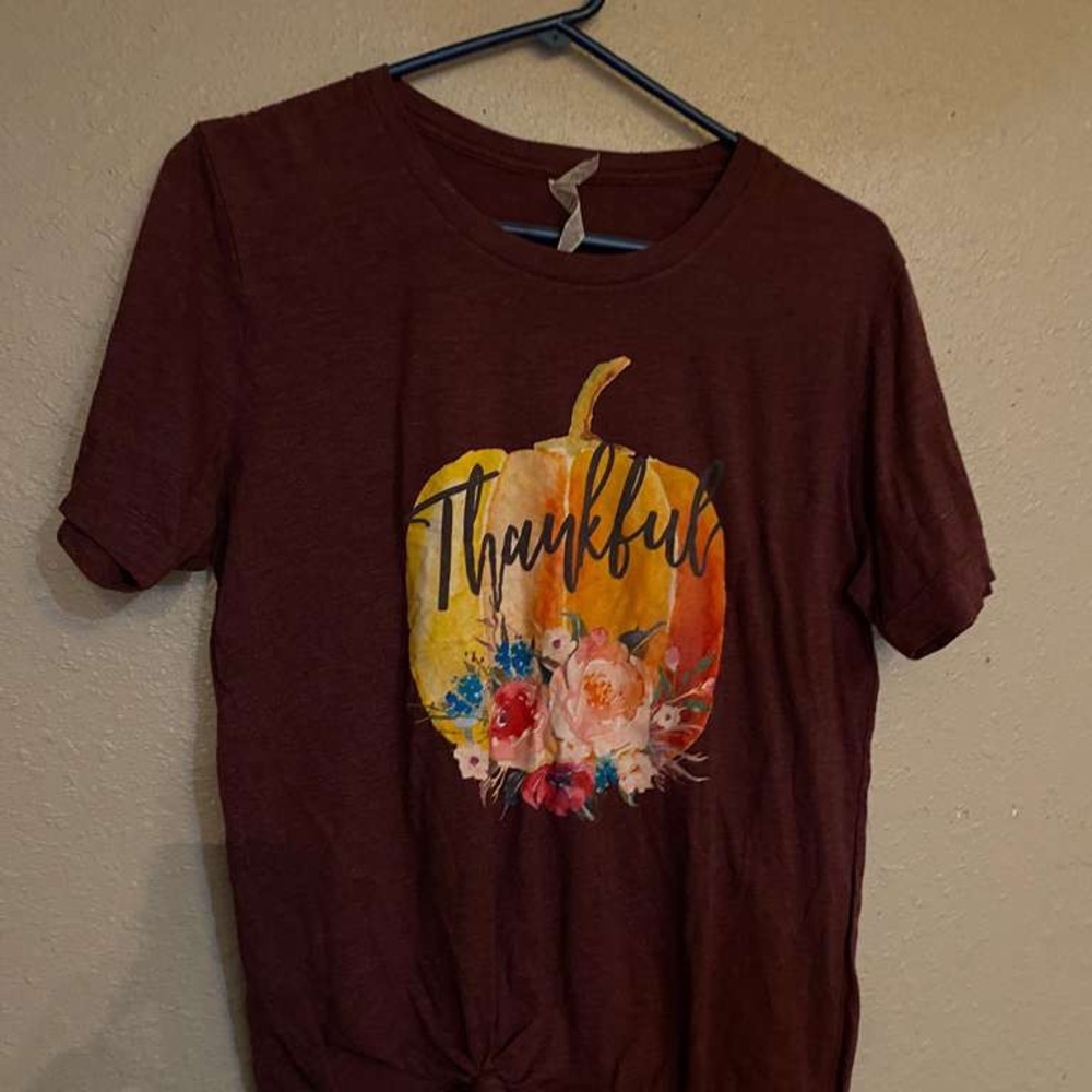 Thankful Graphic T-Shirt - Burgundy